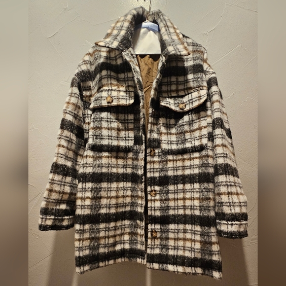Universal Thread Other - Universal Threads Plaid Shacket Black Brown Tan womens xxl